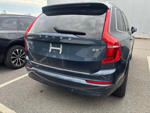 Denim Blue Metallic 2023 Volvo XC90 B5 Core