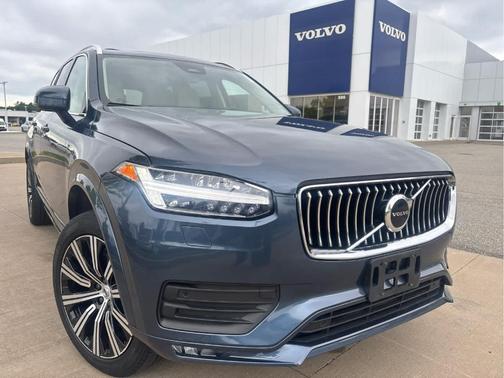 Denim Blue Metallic 2023 Volvo XC90 B5 Core
