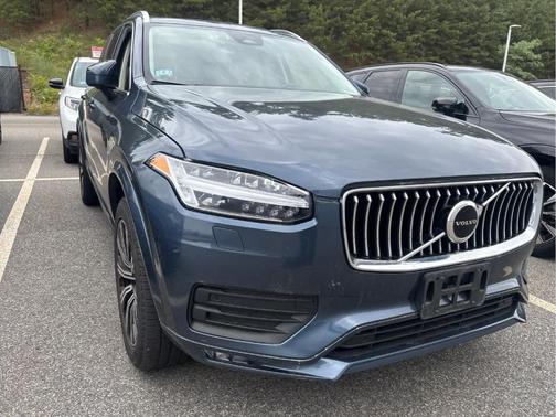 Denim Blue Metallic 2023 Volvo XC90 B5 Core
