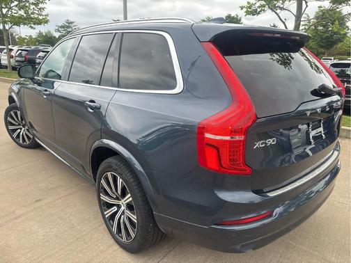 Denim Blue Metallic 2023 Volvo XC90 B5 Core