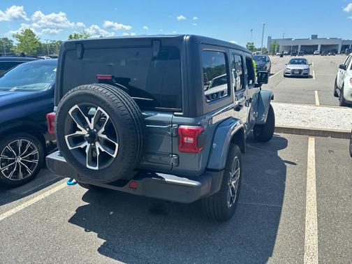 Anvil Clearcoat 2024 Jeep Wrangler 4xe Sport