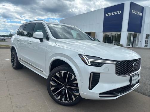 White 2026 Volvo XC90 B6 Plus 7-Seater