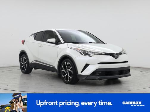 White 2018 Toyota C-HR XLE