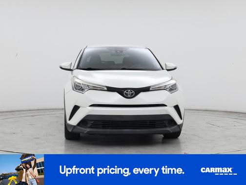 White 2018 Toyota C-HR XLE