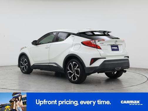 White 2018 Toyota C-HR XLE