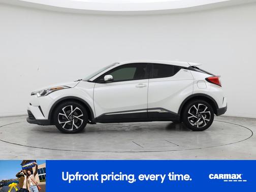 White 2018 Toyota C-HR XLE