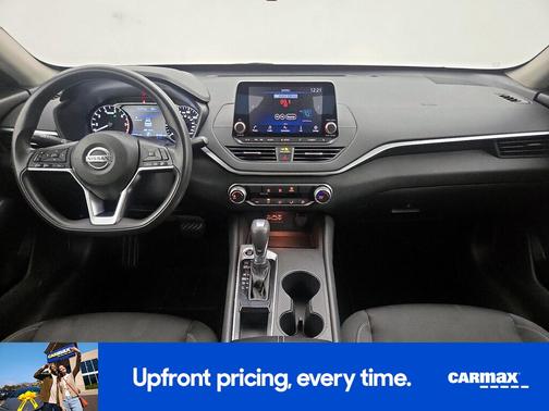 Gray 2019 Nissan Altima S