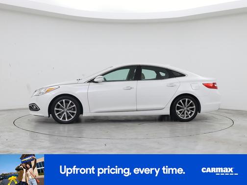 White 2016 Hyundai Azera