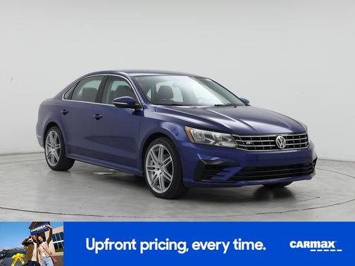 2017 Volkswagen Passat R-Line