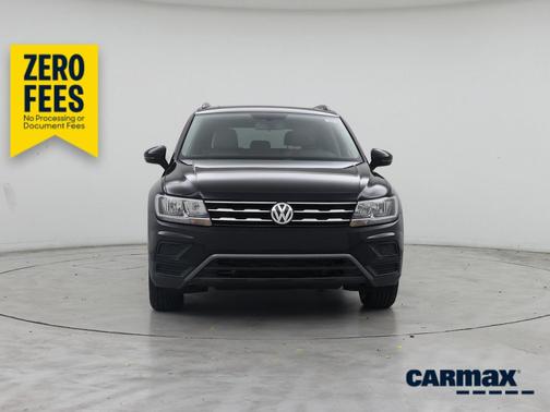 Black 2019 Volkswagen Tiguan SE