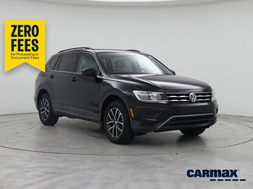 Black 2019 Volkswagen Tiguan SE