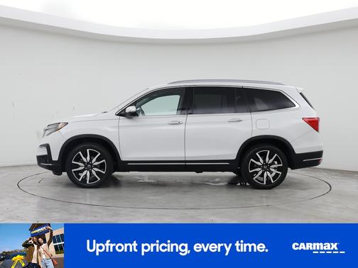 White 2022 Honda Pilot Touring