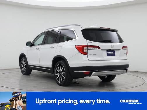 White 2022 Honda Pilot Touring