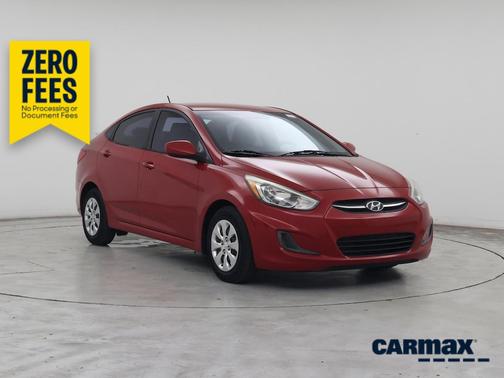 Red 2016 Hyundai Accent SE
