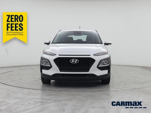 White 2019 Hyundai KONA SE
