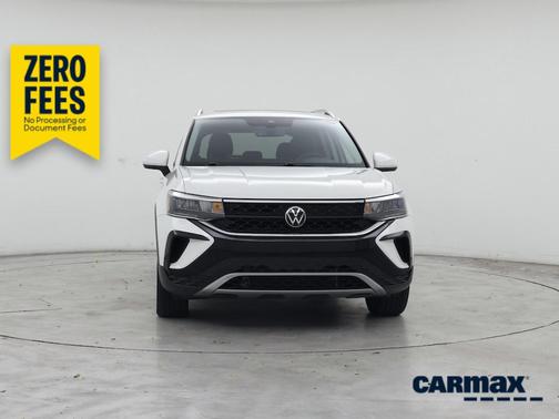 White 2023 Volkswagen Taos SE