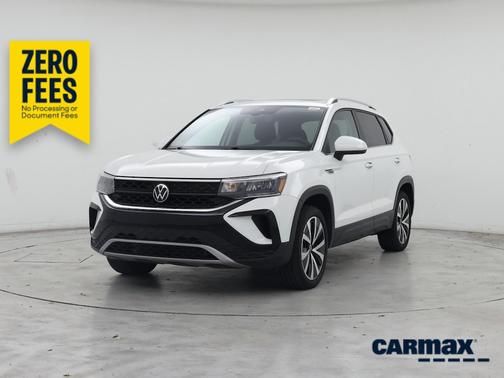 White 2023 Volkswagen Taos SE