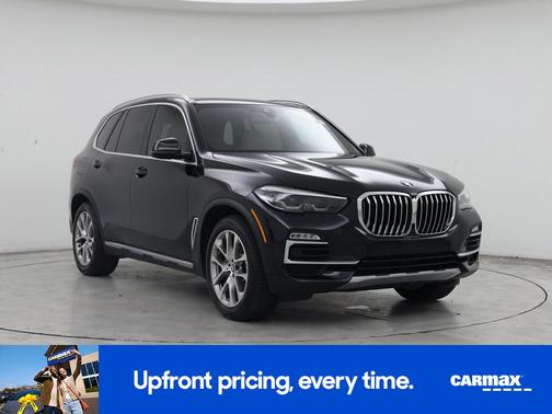 Green 2021 BMW X5 sDrive40i