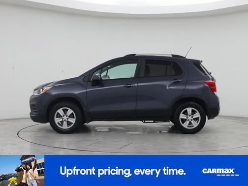 Gray 2022 Chevrolet Trax LT