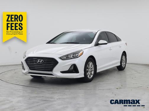 White 2019 Hyundai SONATA SE