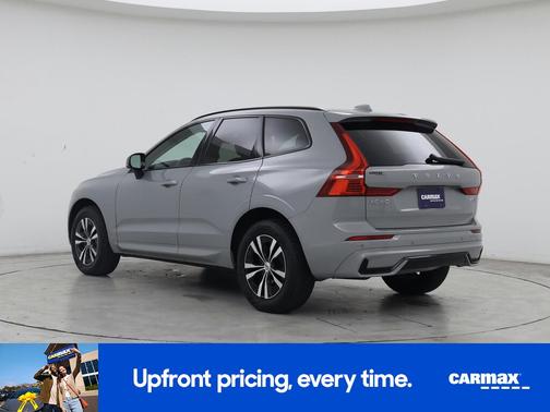 Gray 2024 Volvo XC60 B5 Core Dark Theme