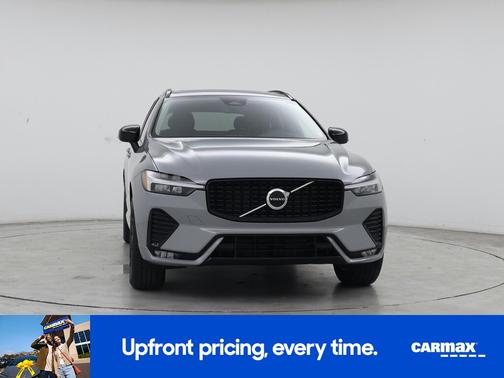 Gray 2024 Volvo XC60 B5 Core Dark Theme