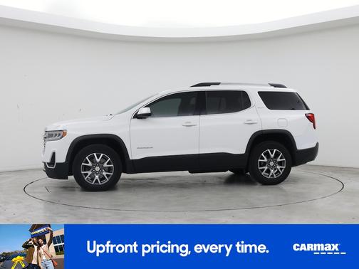 White 2023 GMC Acadia SLT