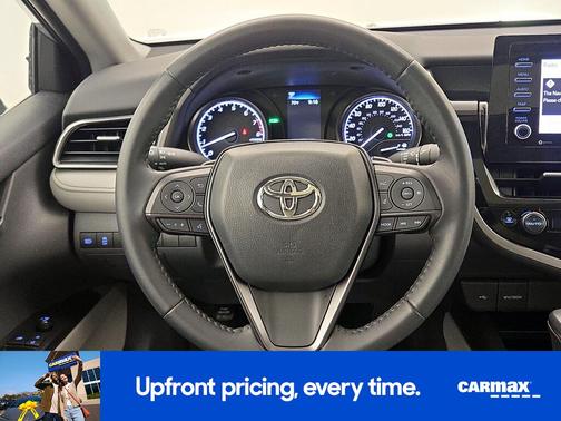 Silver 2022 Toyota Camry SE