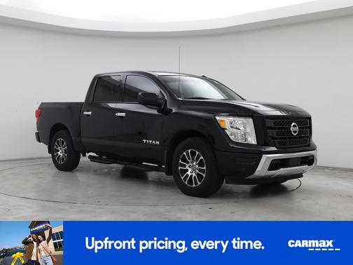 2021 Nissan Titan SV