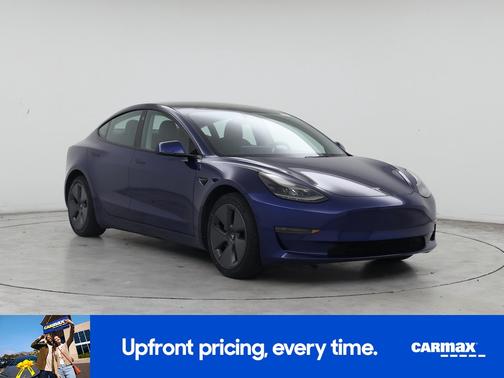 Blue 2022 Tesla Model 3