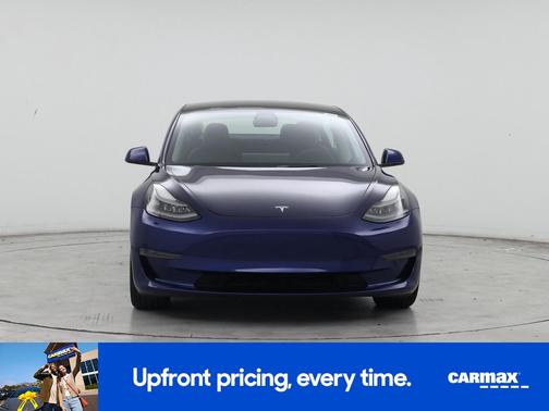 Blue 2022 Tesla Model 3