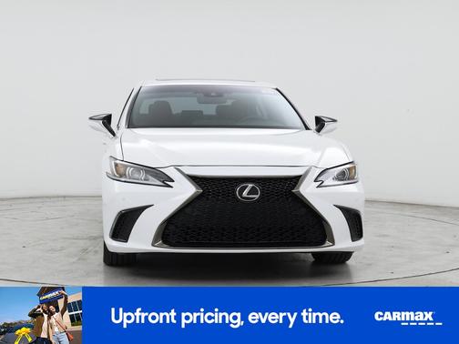 White 2023 Lexus ES 350 F-SPORT Handling