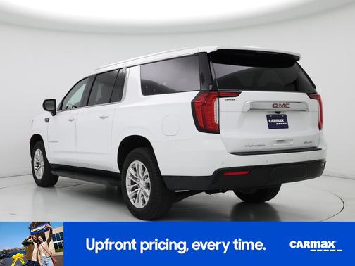 White 2024 GMC Yukon XL SLE