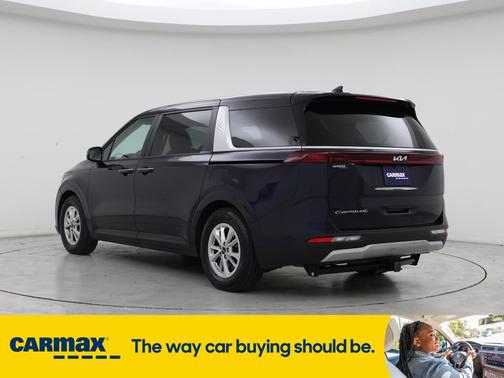2022 Kia Carnival LX
