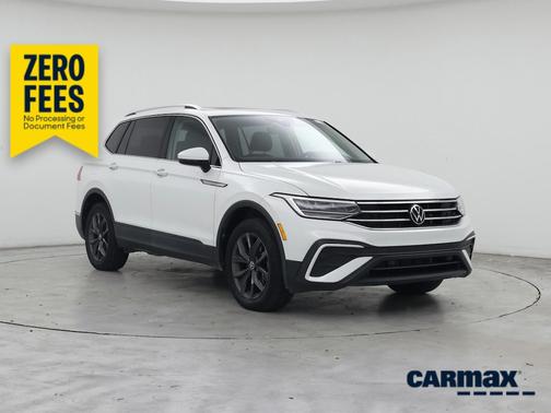 White 2023 Volkswagen Tiguan SE