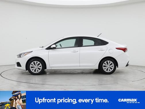 2022 Hyundai Accent SE