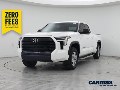 White 2022 Toyota Tundra SR5