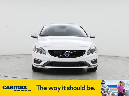 2017 Volvo S60 T6 R-Design Platinum