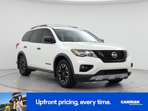 2020 Nissan Pathfinder SL