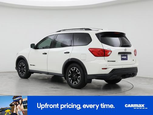 2020 Nissan Pathfinder SL