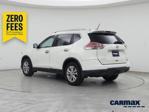 White 2014 Nissan Rogue SV