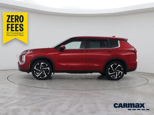 Red 2023 Mitsubishi Outlander SE