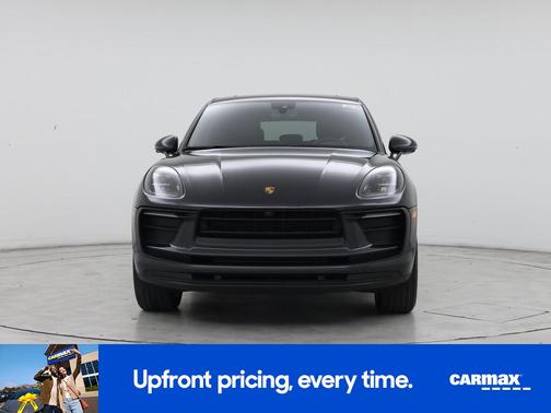 2022 Porsche Macan Base (PDK)