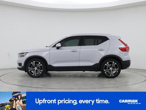 White 2020 Volvo XC40 T5 Inscription