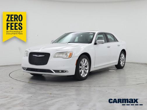 White 2017 Chrysler 300 C