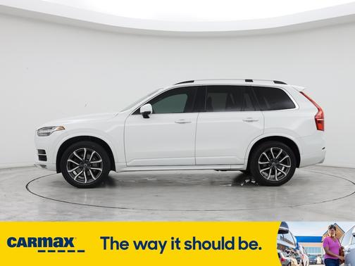 2019 Volvo XC90 T6 Momentum