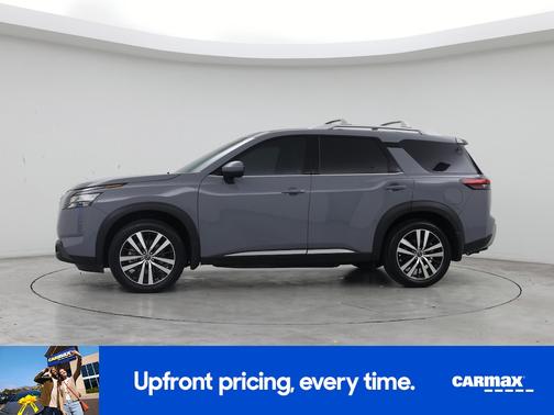 Gray 2025 Nissan Pathfinder Platinum