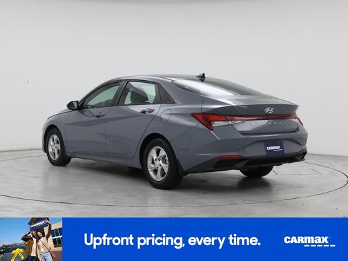 2023 Hyundai ELANTRA SE