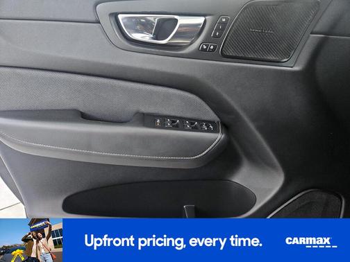 2020 Volvo XC60 T5 R-Design