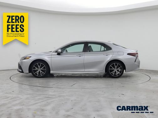 Silver 2021 Toyota Camry SE